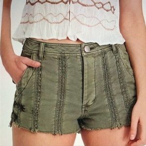 FREE PEOPLE Moss Green Great Expectations Button Fly Crochet Mini Short …